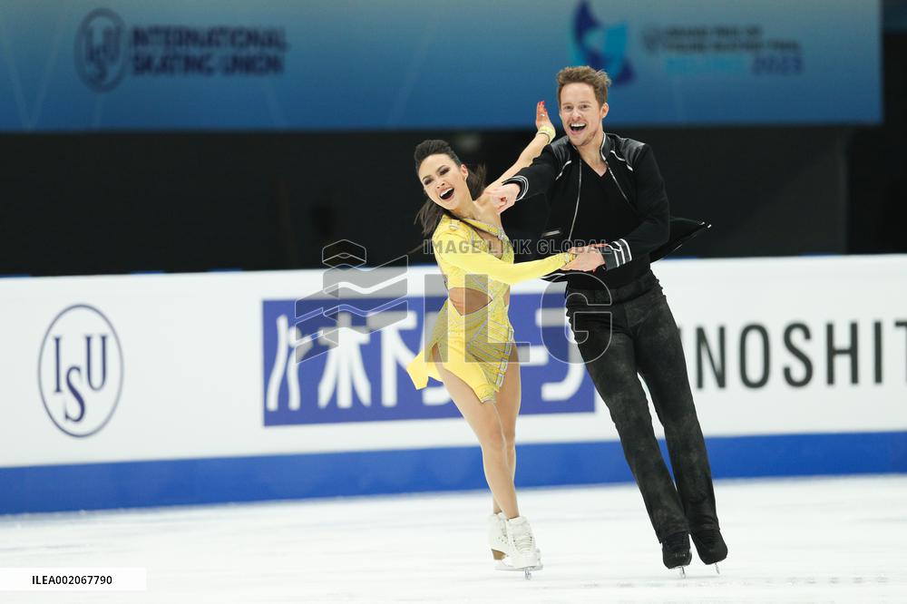 (SP)CHINA-BEIJING-FIGURE SKATING-ISU GRAND PRIX FINAL-ICE DANCE(CN)