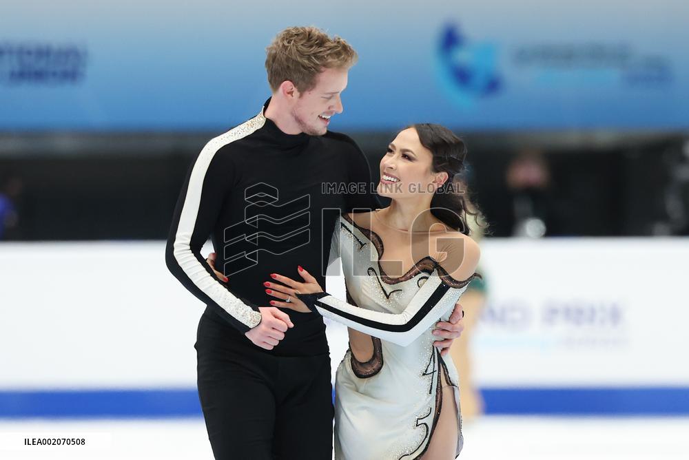 (SP)CHINA-BEIJING-FIGURE SKATING-ISU GRAND PRIX FINAL-ICE DANCE(CN)