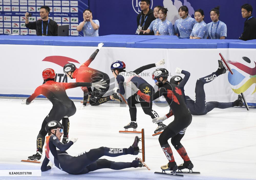 (SP)CHINA-BEIJING-SHORT TRACK SPEED SKATING-ISU WORLD CUP-MEN'S 5000M RELAY FINAL A (CN)