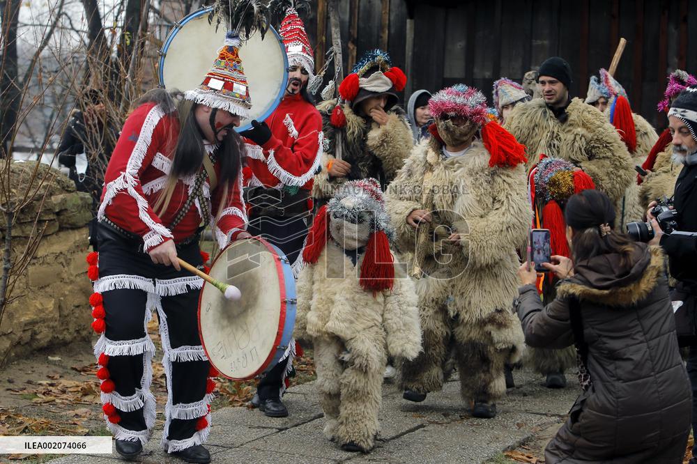 ROMANIA-BUCHAREST-WHITE FLOWERS-TRADITIONS AND CUSTOMS FESTIVAL