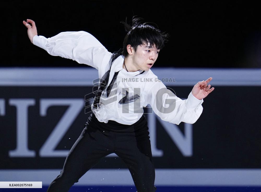 Figure skating: exhibition gala after Grand Prix Final