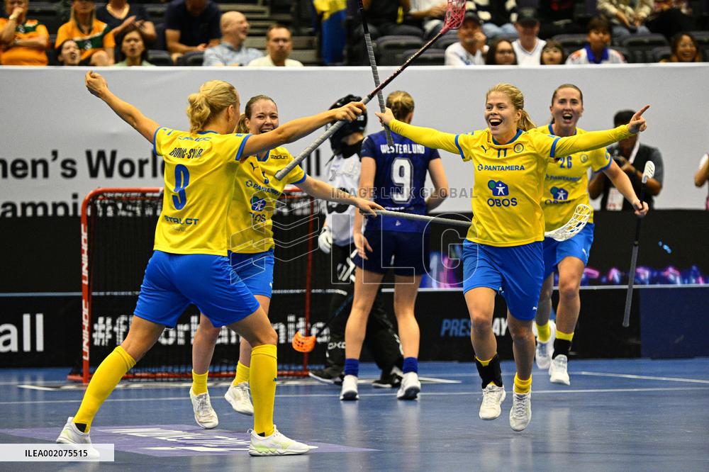 (SP)SINGAPORE-FLOORBALL-IFF WOMEN'S WORLD CHAMPIONSHIPS-SWEDEN VS FINLAND