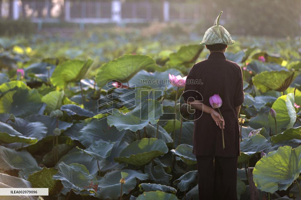 XINHUA PHOTOS OF THE DAY