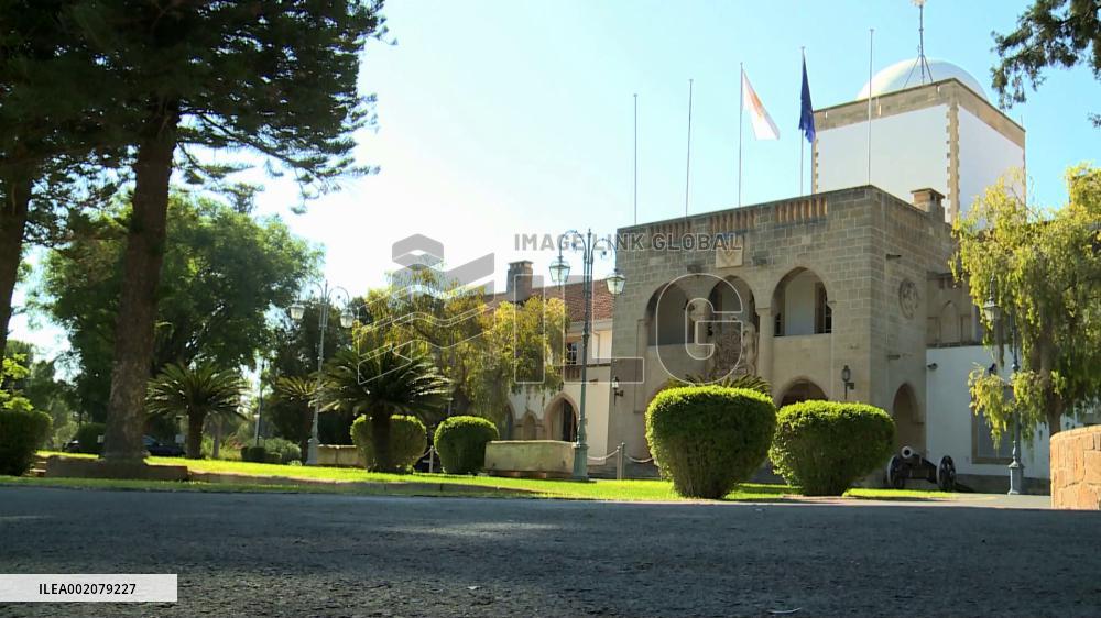 Iraqi president visits Cyprus for 1st time