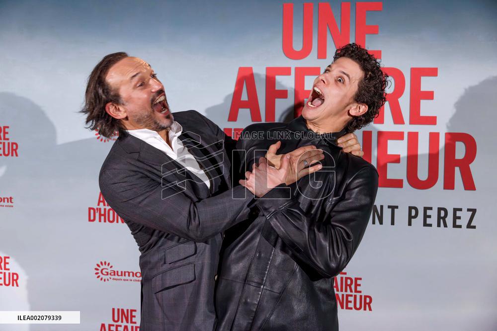 Une Affaire D'Honneur Premiere - Paris