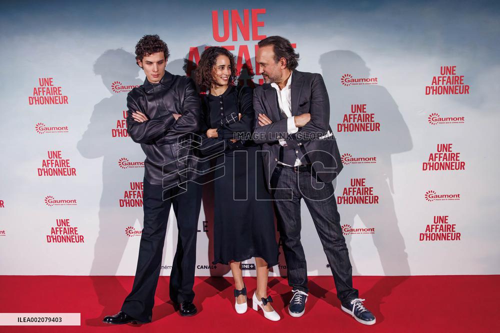 Une Affaire D'Honneur Premiere - Paris