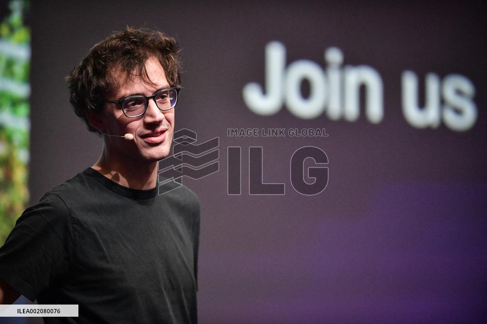 French AI Start-Up Mistral Secures € 2bn Valuation