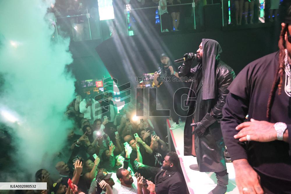 Kanye West Performs At LIV On Sunday - Miami