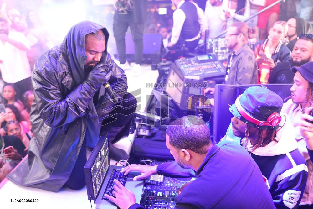 Kanye West Performs At LIV On Sunday - Miami