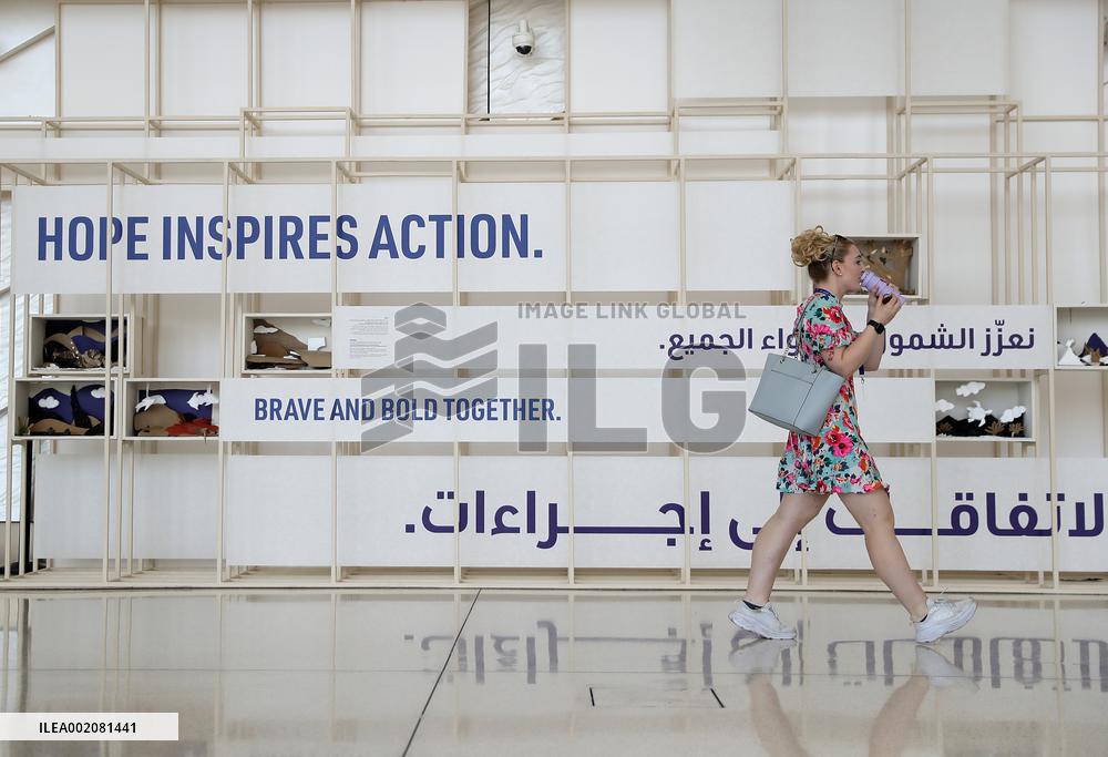 UAE-DUBAI-COP28-PROLONGING