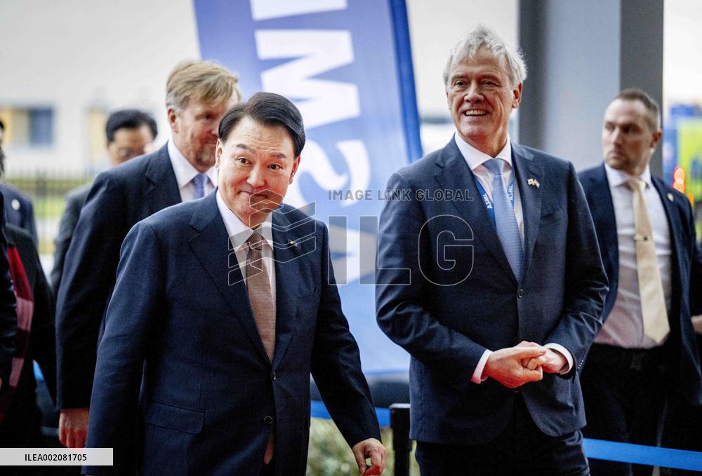 King And Yoon Visits ASML Headquarters - Veldhoven