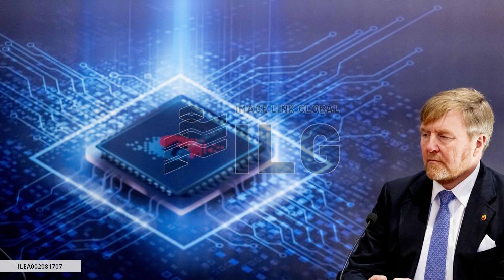 King And Yoon Visits ASML Headquarters - Veldhoven