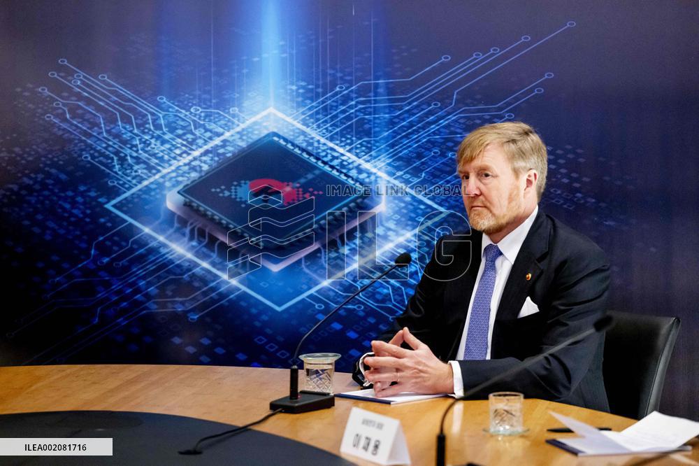King And Yoon Visits ASML Headquarters - Veldhoven