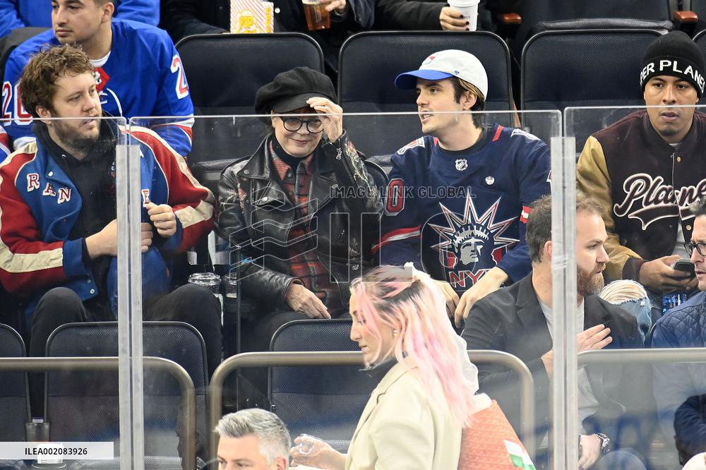 Susan Sarandon During A Hockey Match - NYC