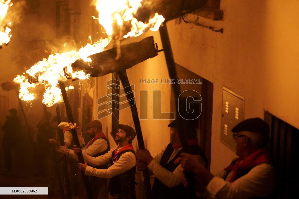 Los Rondeles Procession - Malaga