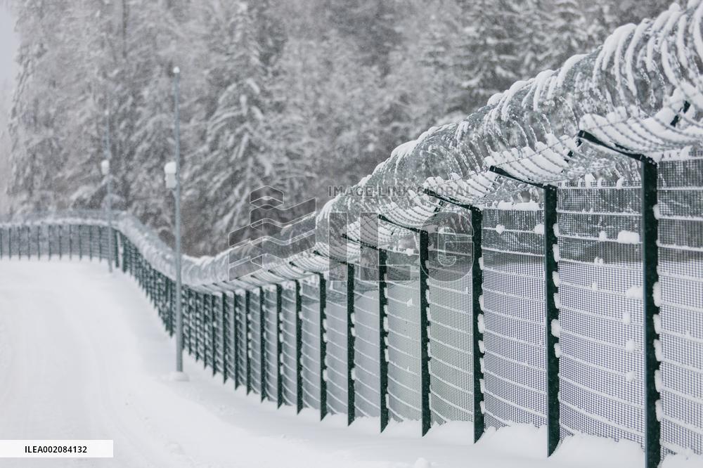 Second part of Estonian-Russian border fence completed