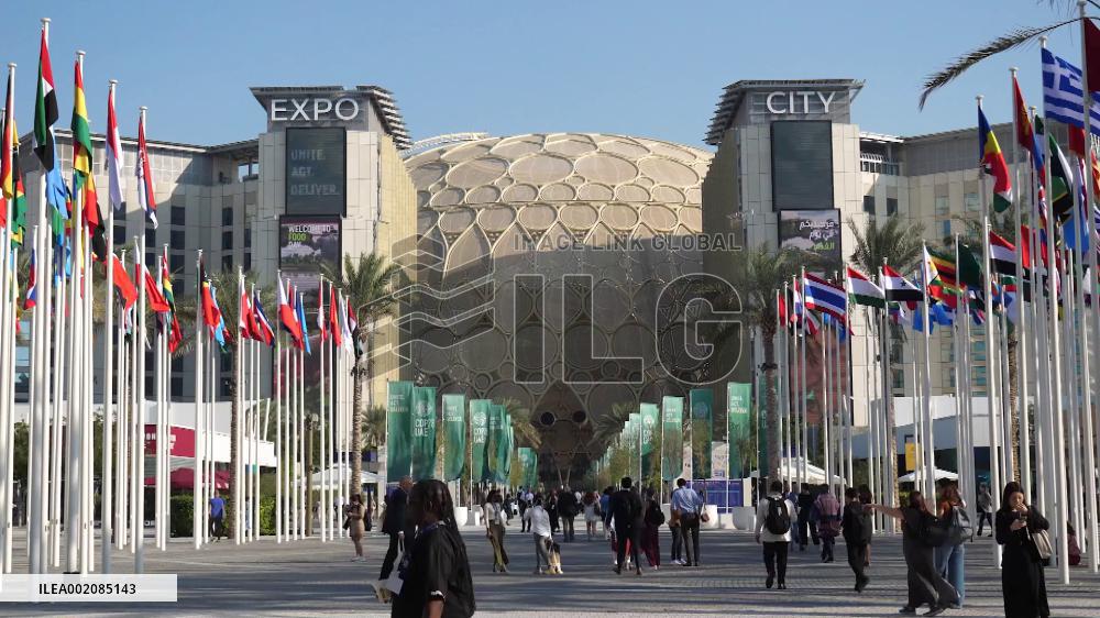 COP28 president announces approval of "historic" climate deal