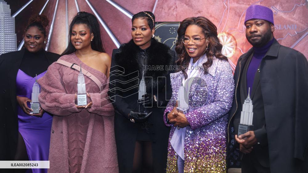 The Cast Of The Color Purple Visit the Empire State Building - NYC
