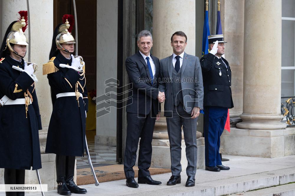 Emmanuel Macron greet Slovenia Prime Minister - Paris