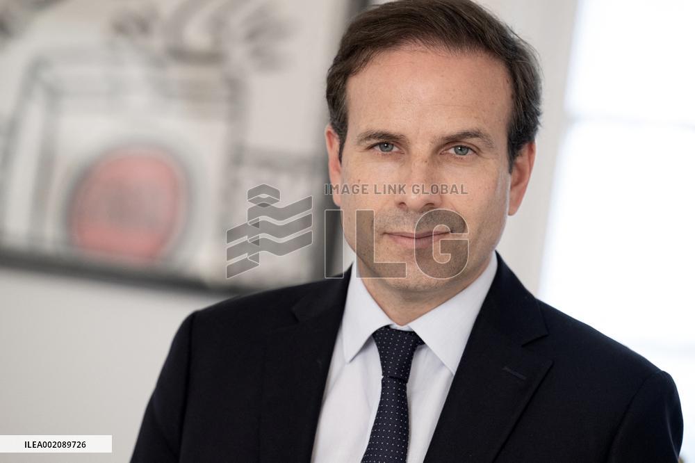 Lawyer, Pierre Hoffman - Paris