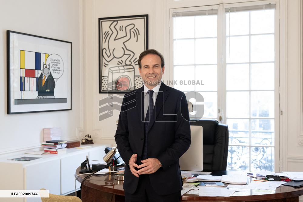 Lawyer, Pierre Hoffman - Paris