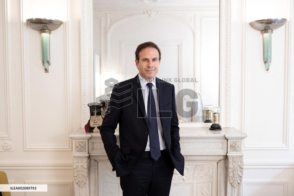 Lawyer, Pierre Hoffman - Paris