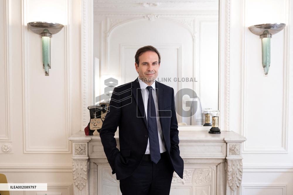 Lawyer, Pierre Hoffman - Paris