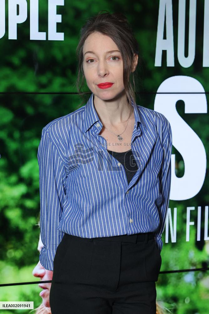 Un Silence Premiere - Paris