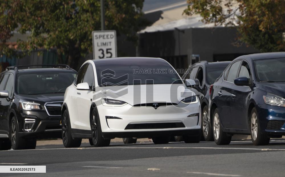 XINHUA PHOTOS OF THE DAY