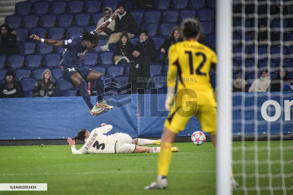 Women's Champions League - PSG v AS Roma