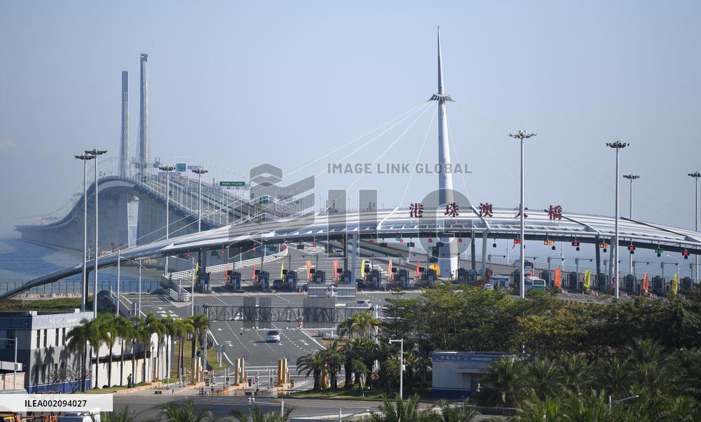 CHINA-HONG KONG-ZHUHAI-MACAO BRIDGE-TOUR (CN)