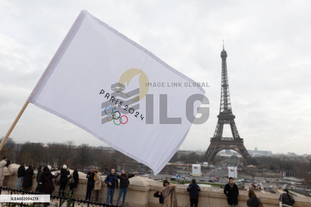 Illustrations of Paris 2024 Olympic Goodies - Paris
