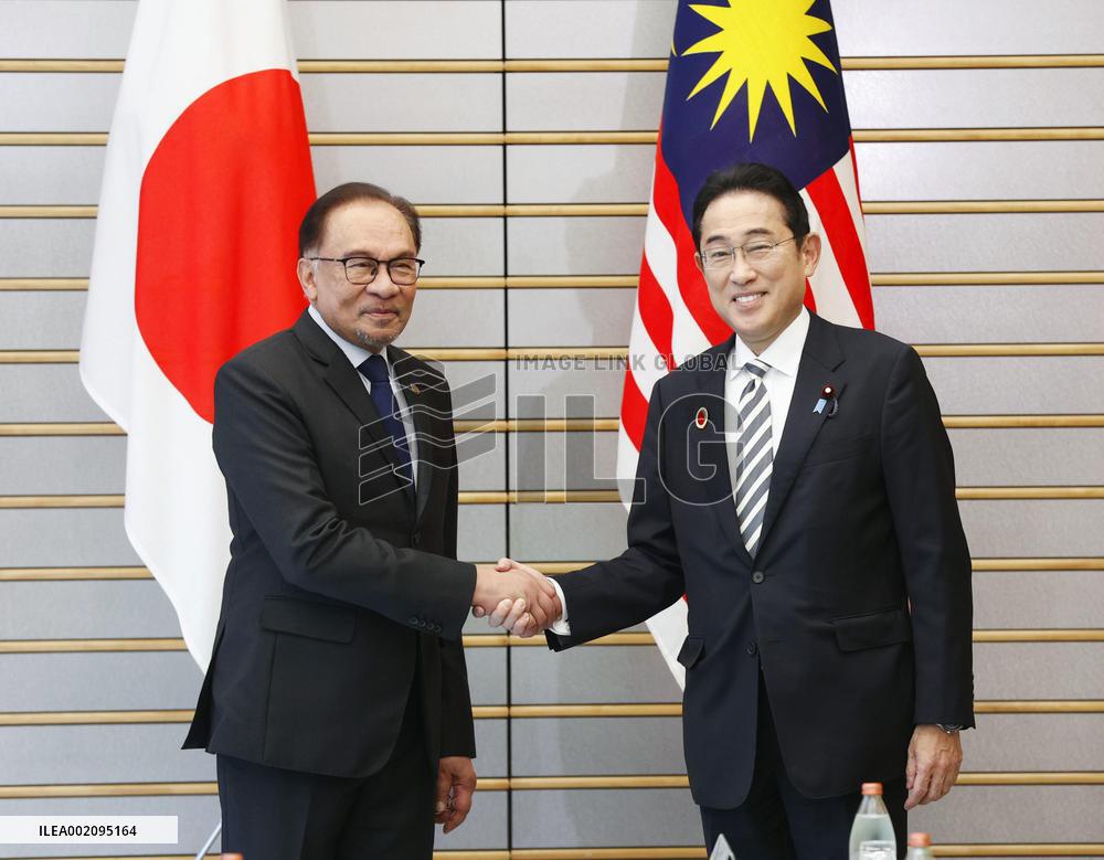 Malaysian PM in Tokyo