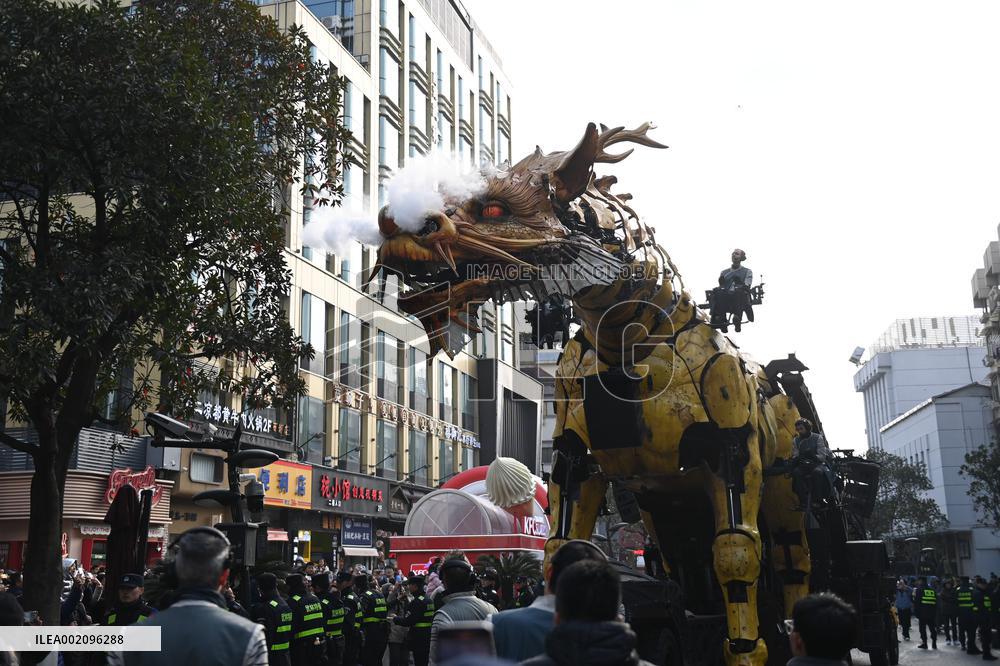 CHINA-ZHEJAING-HANGZHOU-MECHANICAL HORSE DRAGON (CN)