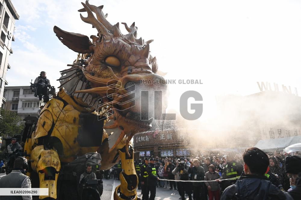 CHINA-ZHEJAING-HANGZHOU-MECHANICAL HORSE DRAGON (CN)