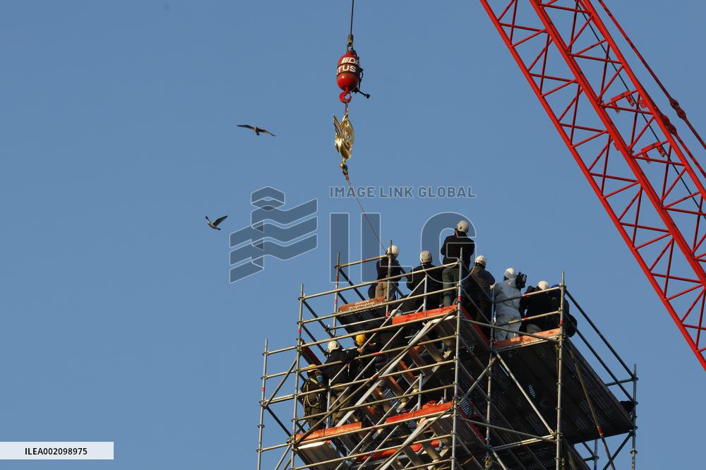 FRANCE-PARIS-NOTRE DAME CATHEDRAL-GOLDEN ROOSTER-INSTALLATION