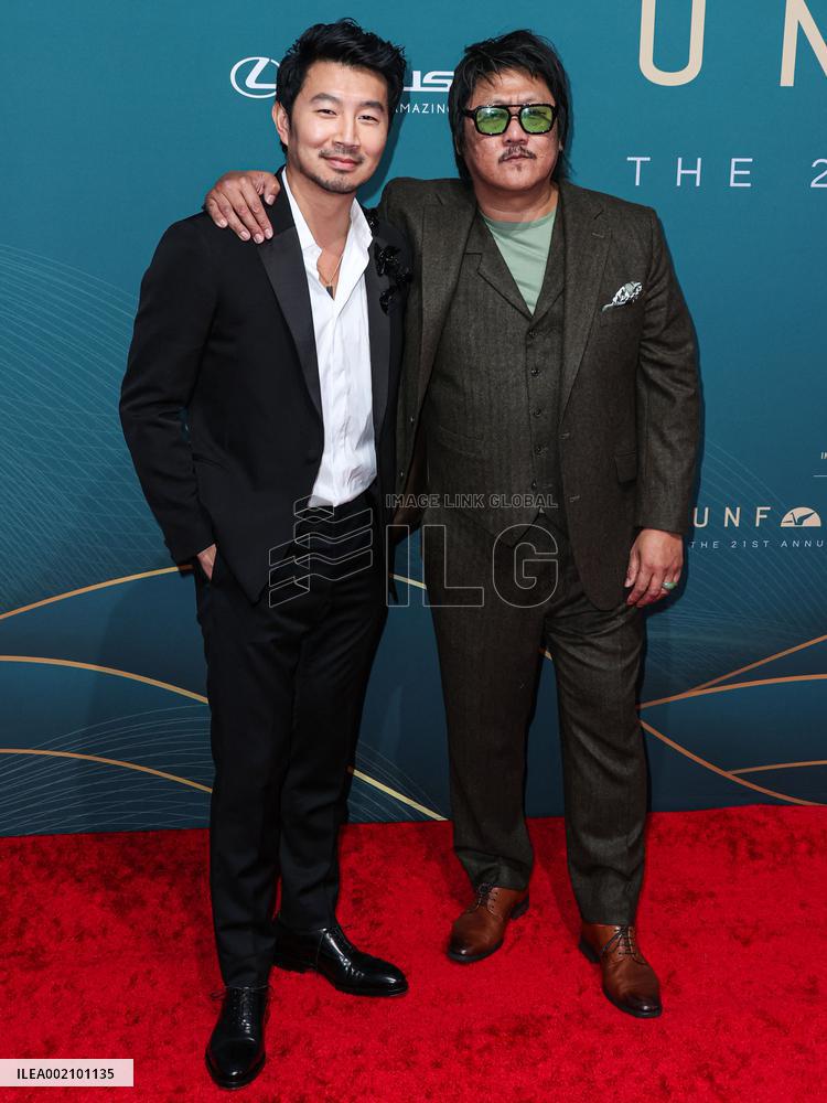 21st Annual Unforgettable Gala Asian American Awards - LA