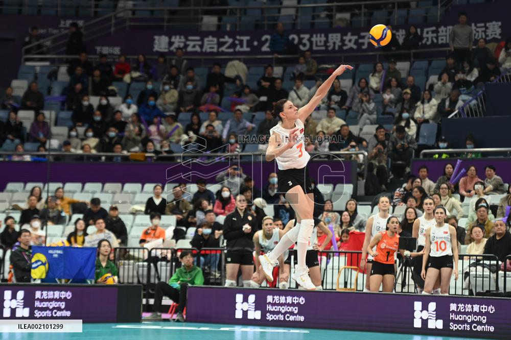 (SP)CHINA-HANGZHOU-VOLLEYBALL-FIVB WOMEN'S CLUB WORLD CHAMPIONSHIP-VAKIFBANK VS ECZACIBASI