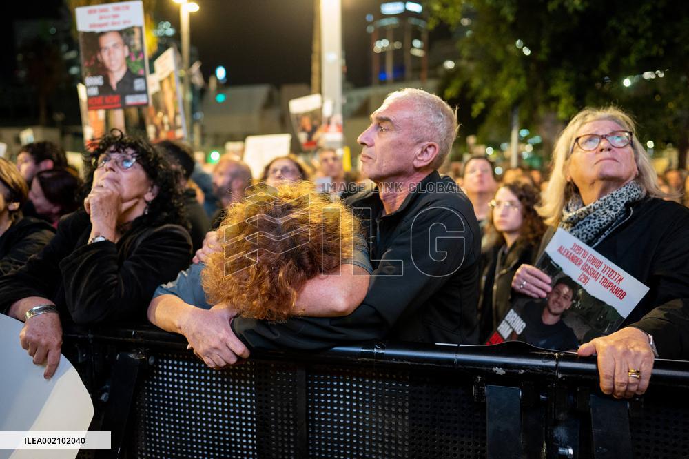Protest after IDF Admits to Accidentally Killing Of Three Hostages - Gaza