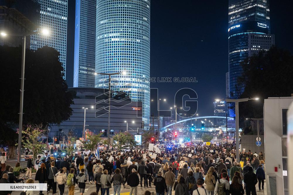 Protest after IDF Admits to Accidentally Killing Of Three Hostages - Gaza