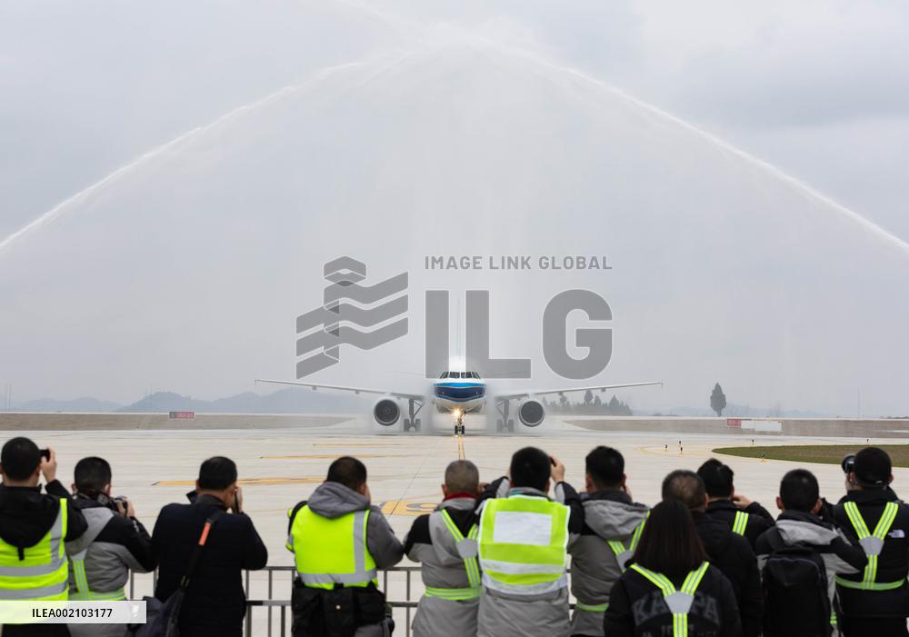 XINHUA PHOTOS OF THE DAY