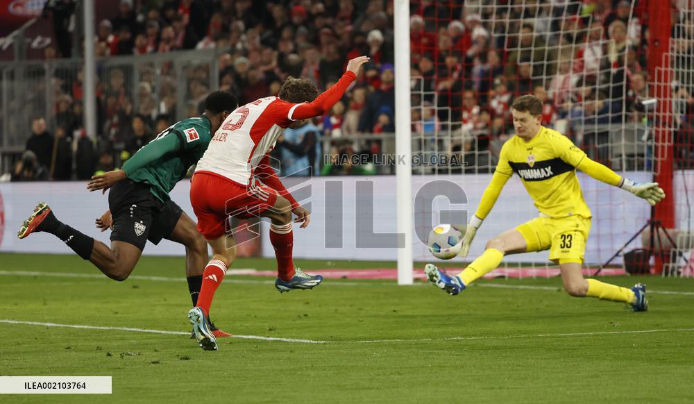 (SP)GERMANY-MUNICH-FOOTBALL-BUNDESLIGA-BAYERN MUNICH VS STUTTGART