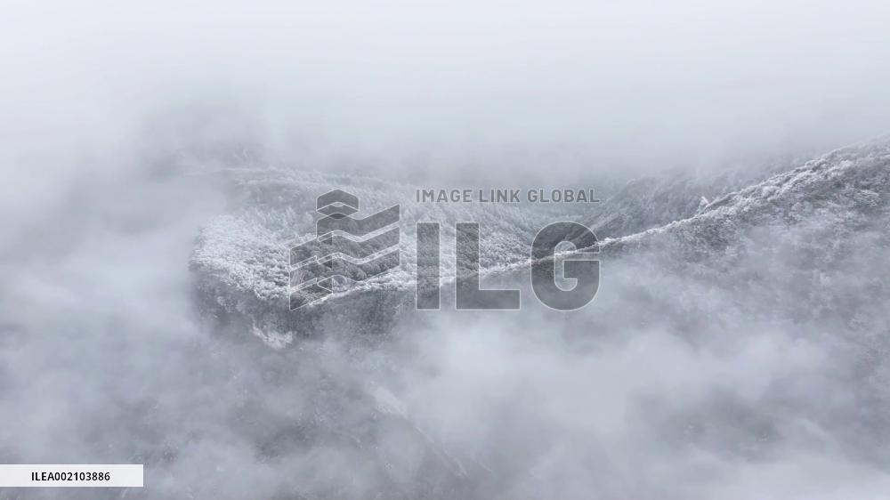 GLOBALink | Countermeasures taken to ensure stable power supply amid cold wave in China