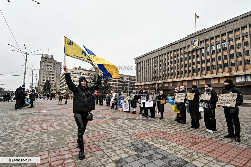 Action in support of captured Mariupol defenders held in Zaporizhzhia