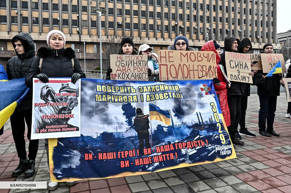 Action in support of captured Mariupol defenders held in Zaporizhzhia