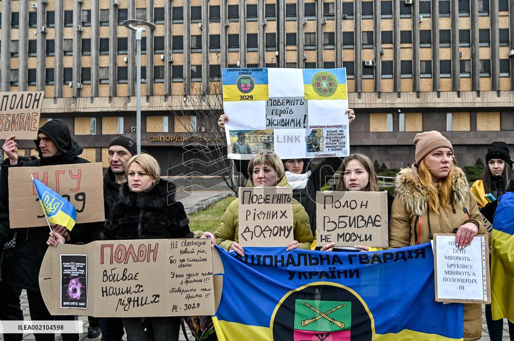 Action in support of captured Mariupol defenders held in Zaporizhzhia
