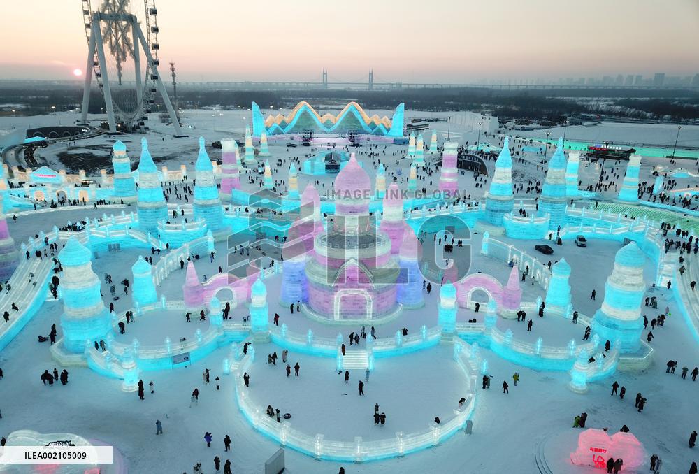 CHINA-HEILONGJIANG-HARBIN-ICE-SNOW WORLD-OPEN (CN)