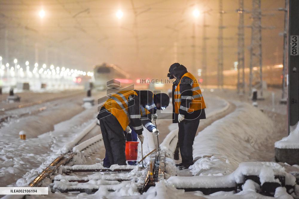 Railway Deicing in Nanjing