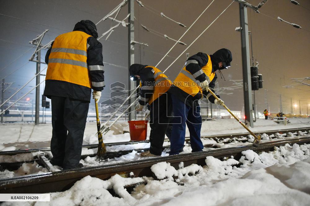 Railway Deicing in Nanjing