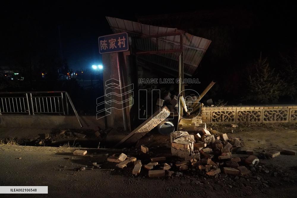 (SpotNews)CHINA-GANSU-LINXIA-EARTHQUAKE (CN)